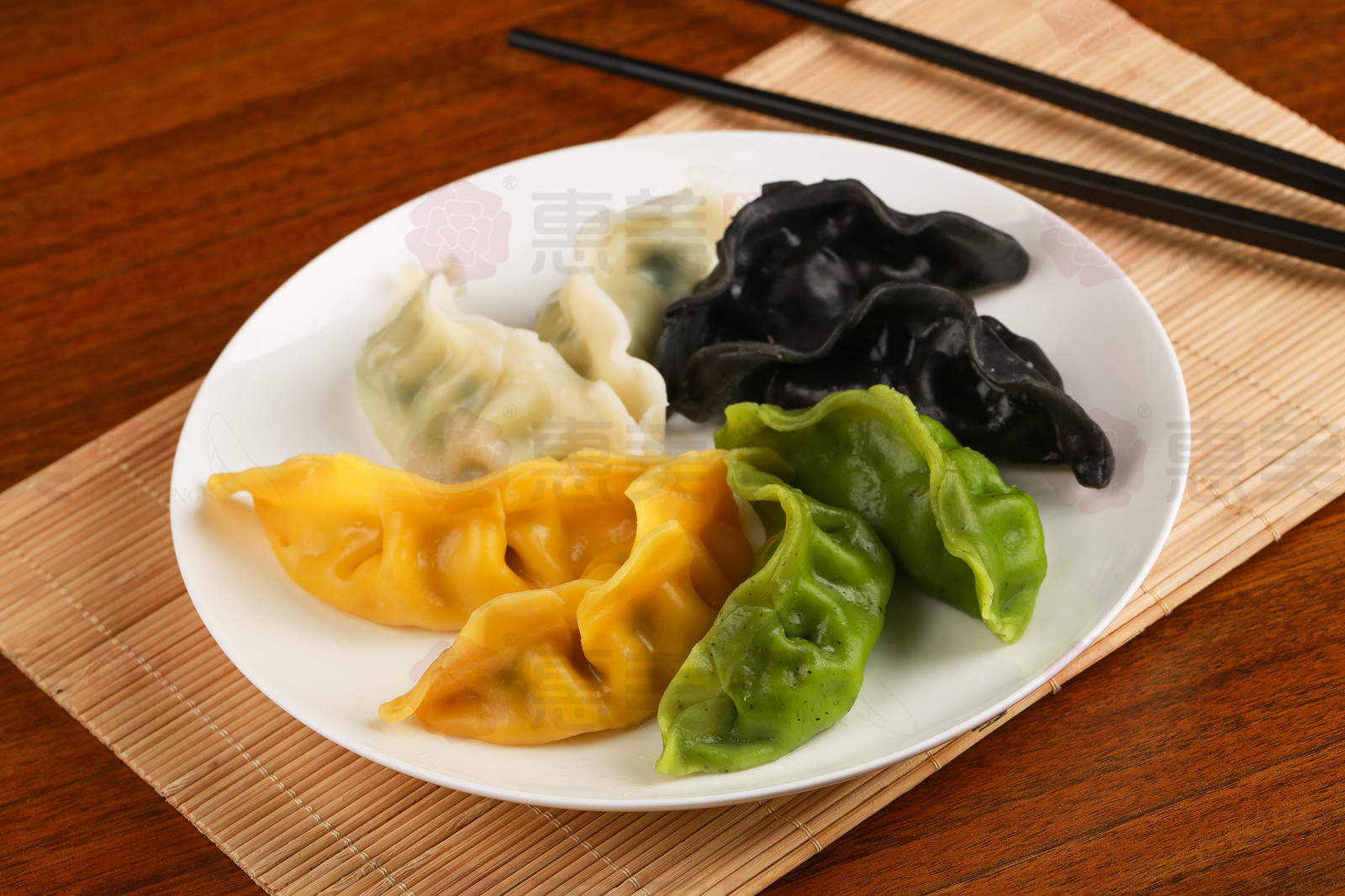 惠美餃子特色美食-全家福水餃